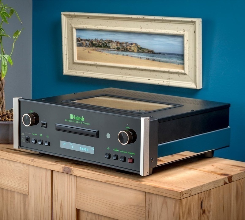 McIntosh giới thiệu bộ đôi đầu phát MCD600 SACD/CD player và MS500 streamer