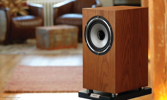 Tannoy Revolution XT 6