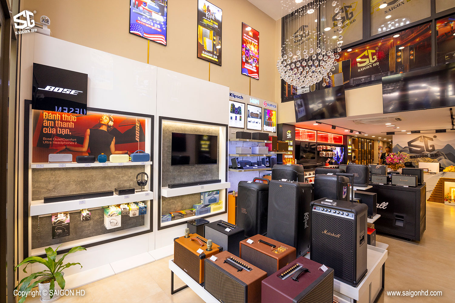Đột nhập showroom Vạn Kiếp mới sắp ra mắt của SAIGON HD