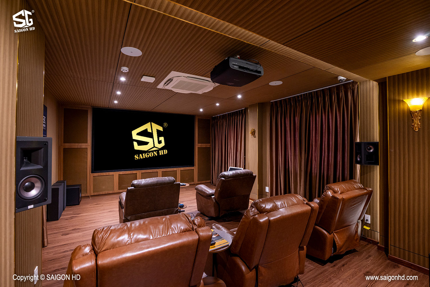 Đột nhập showroom Vạn Kiếp mới sắp ra mắt của SAIGON HD
