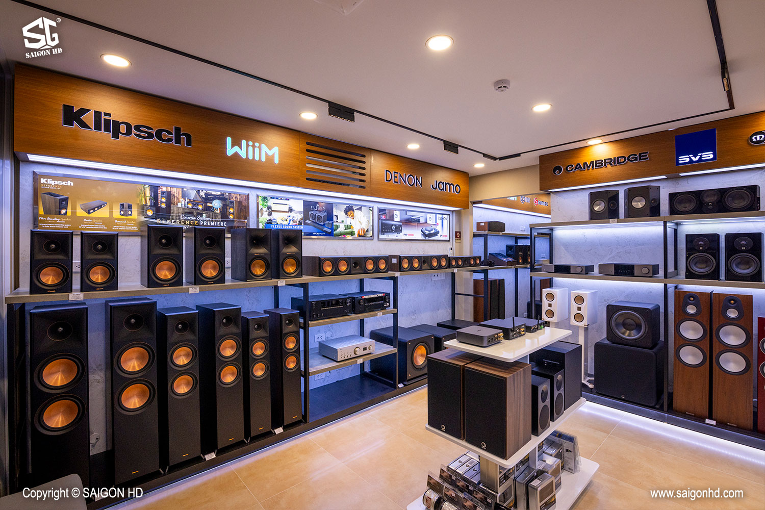 Đột nhập showroom Vạn Kiếp mới sắp ra mắt của SAIGON HD